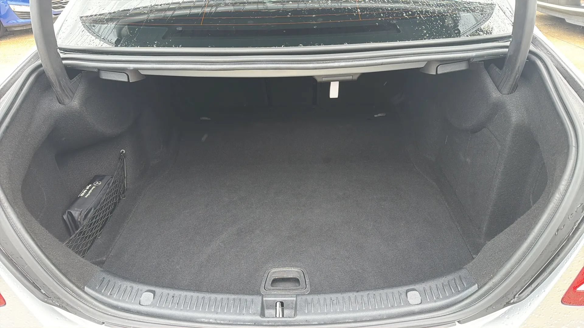 Used 2017 Mercedes-Benz E 300 image 24