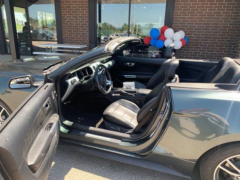 Used 2015 Ford Mustang Premium RWD image 2