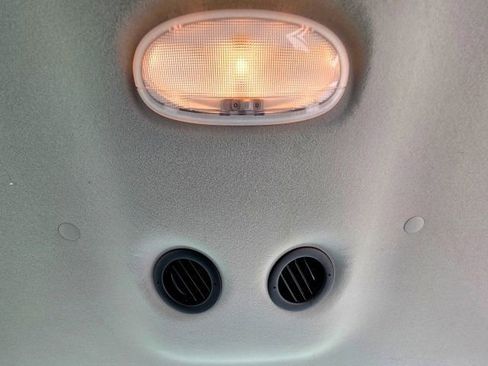Used 2011 Ford E-350 and Econoline 350 XLT RWD image 25