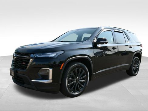 Used 2024 Chevrolet Traverse RS AWD/4WD image 2