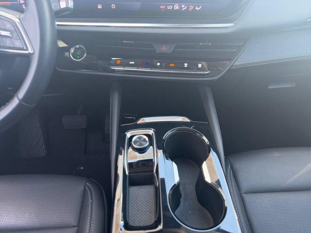 Used 2024 Buick Envision Preferred AWD/4WD image 13