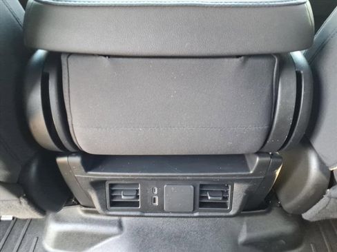 Used 2024 Chevrolet Silverado 2500 Custom w/ Custom Value Package image 19