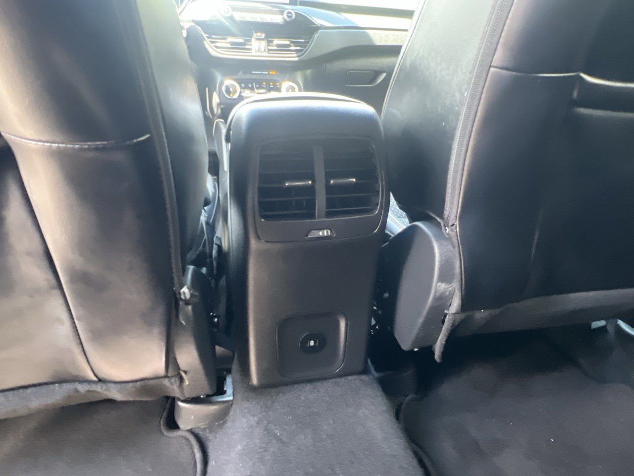Used 2024 Ford Escape ST-Line FWD image 14