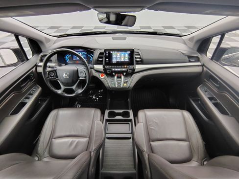 Used 2018 Honda Odyssey EX-L image 2