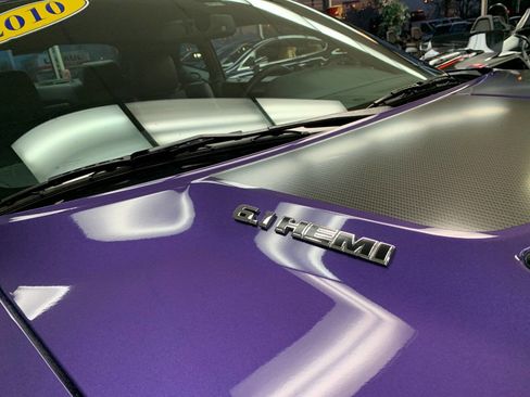 Used 2010 Dodge Challenger SRT8 w/ SRT Option Group II image 10