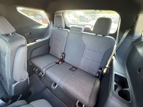 New 2026 Chevrolet Traverse LT w/ Midnight/Sport Edition image 23