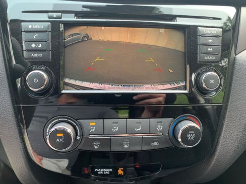 Used 2020 Nissan Rogue Sport S w/ Appearance Package AWD/4WD image 12