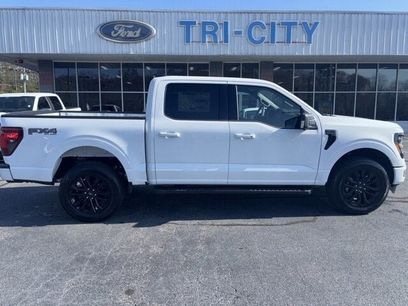 New 2025 Ford F150 XLT w/ Equipment Group 302A MID