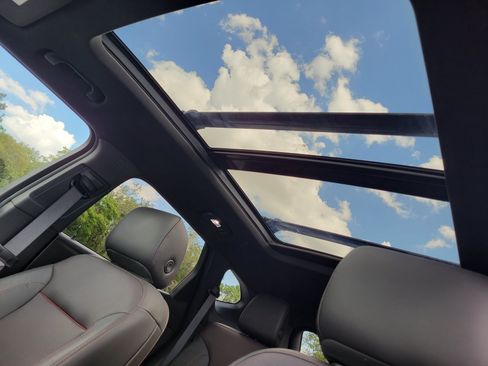 Used 2020 Chevrolet Blazer RS FWD image 26