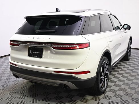 Used 2023 Lincoln Corsair Reserve w/ Equipment Group 202A AWD/4WD image 6