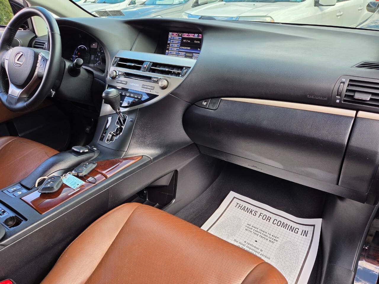 Used 2015 Lexus RX 450h AWD image 49
