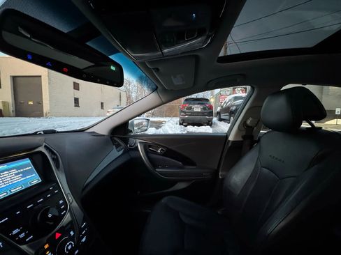 Used 2013 Hyundai Azera w/ Technology Pkg image 23