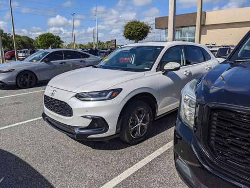 Used 2024 Honda HR-V EX-L image 13