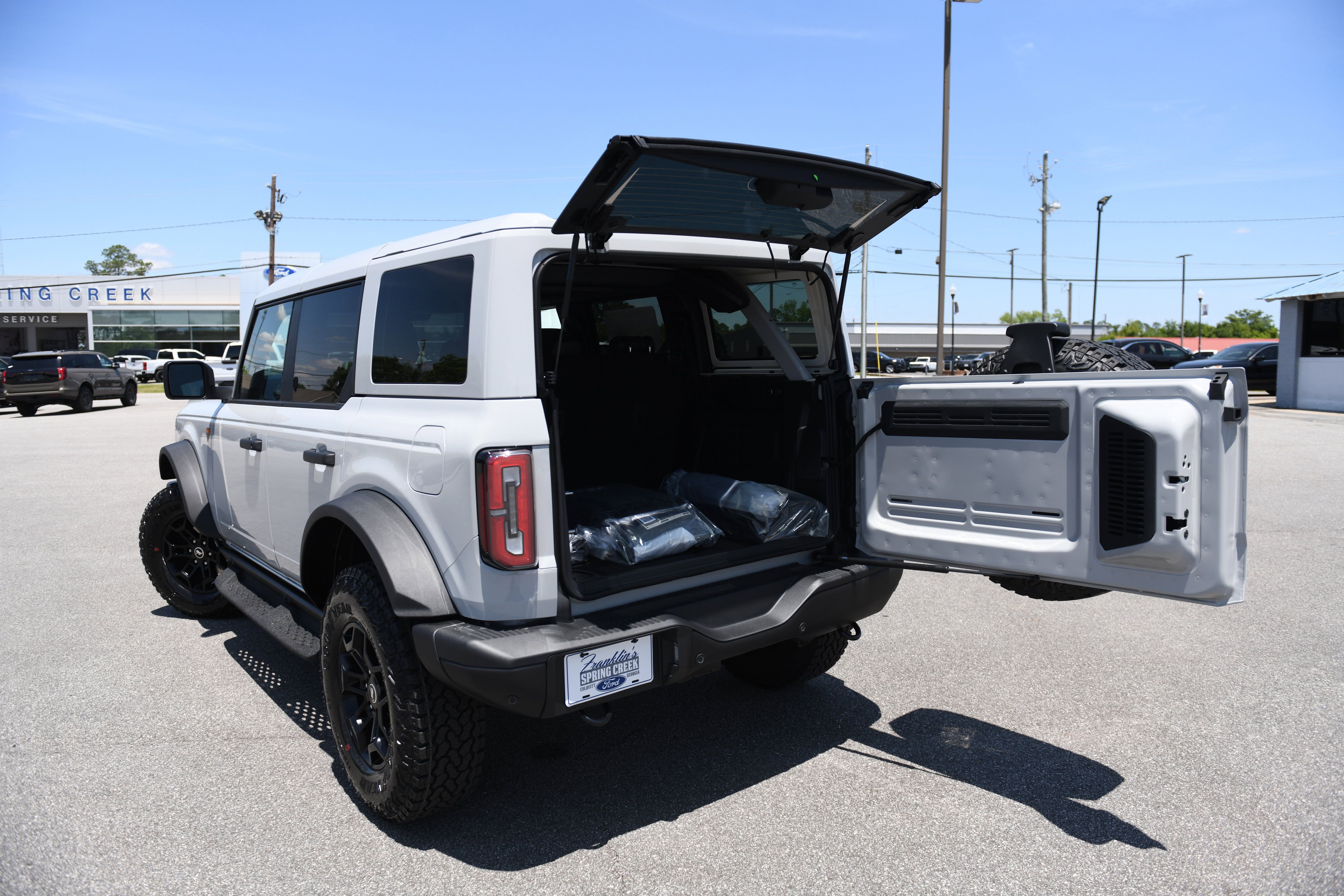New 2026 Ford Bronco Badlands AWD/4WD image 10