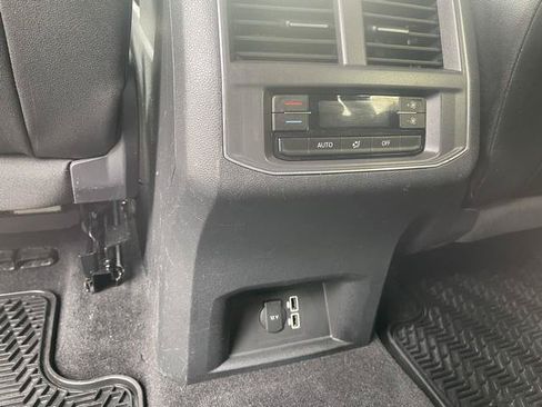 Used 2018 Volkswagen Atlas SE AWD/4WD image 15