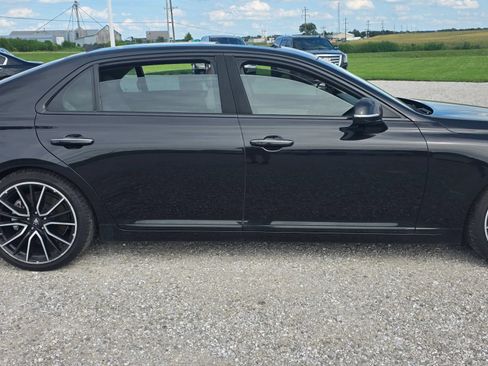 Used 2018 Genesis G90 5.0 Ultimate AWD/4WD image 2