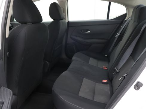 Used 2023 Nissan Sentra SV image 9