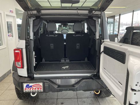 Used 2024 Ford Bronco Big Bend w/ Sasquatch Package AWD/4WD image 11