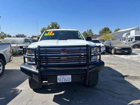 Used 2017 Chevrolet Silverado 2500 W/T AWD/4WD image 5