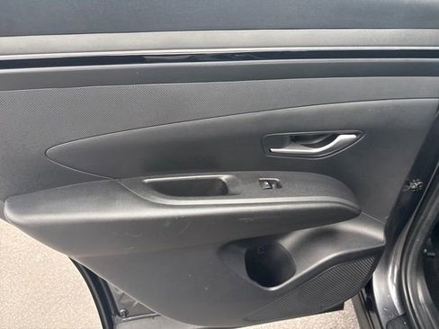 Certified 2023 Hyundai Tucson SE image 16