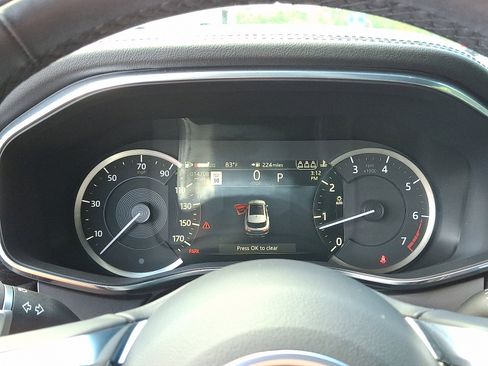 Used 2022 Jaguar F-PACE S image 22