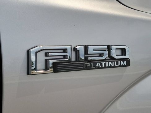 Certified 2019 Ford F150 Platinum w/ Equipment Group 701A Luxury AWD/4WD image 6