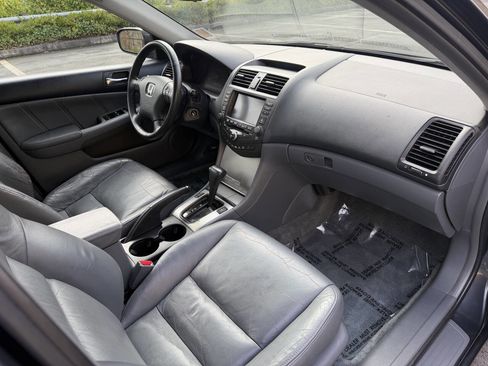Used 2004 Honda Accord EX image 14