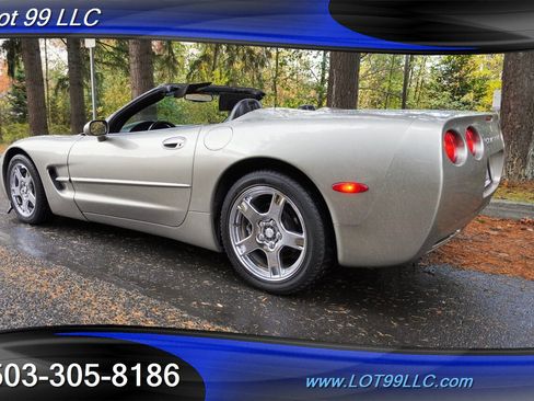 Used 1999 Chevrolet Corvette Convertible w/ Memory Pkg image 11