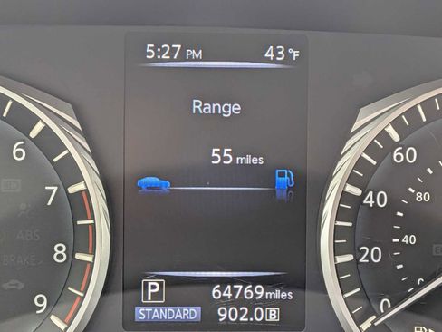 Used 2018 INFINITI Q50 Luxe w/ Essential Package (3.0T Luxe) AWD/4WD image 32