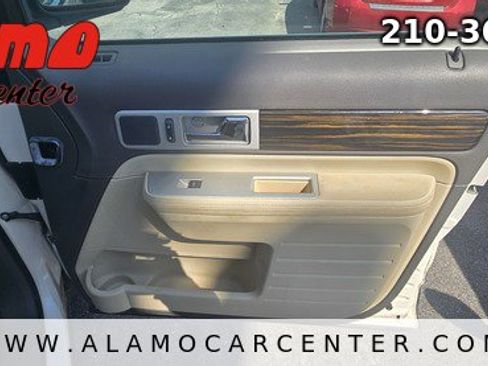 Used 2008 Lincoln MKX FWD image 20