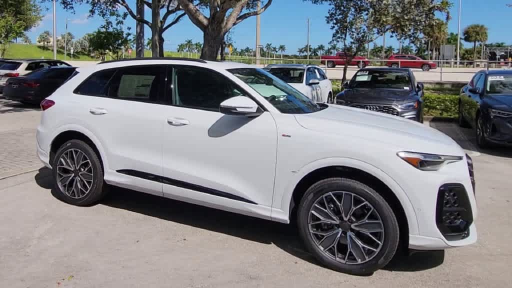 New 2026 Audi Q5 Premium Plus AWD/4WD image 9