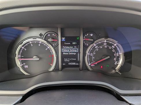 Certified 2022 Toyota 4Runner Limited image 18