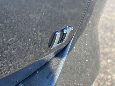 Used 2020 Chevrolet Equinox LT image 10