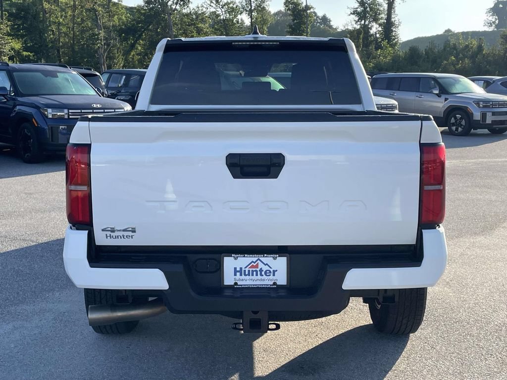Used 2026 Toyota Tacoma SR5 AWD/4WD image 27