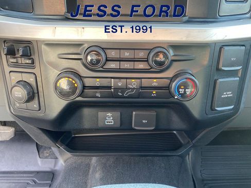 Used 2023 Ford F350 XLT w/ Camper Package image 16