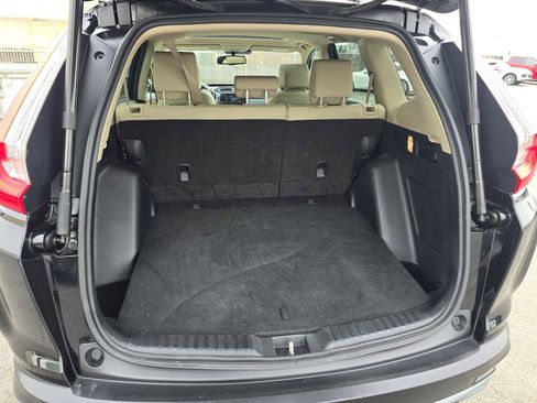 Used 2017 Honda CR-V Touring image 18