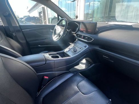Used 2021 Hyundai Santa Fe Limited w/ Cargo Package FWD image 9