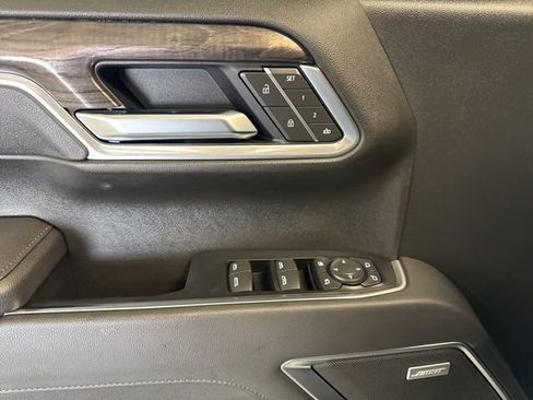 Used 2025 Chevrolet Silverado 1500 LTZ AWD/4WD image 57
