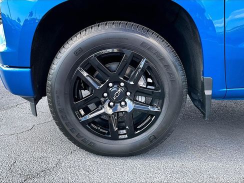 Certified 2023 Chevrolet Silverado 1500 Custom image 9