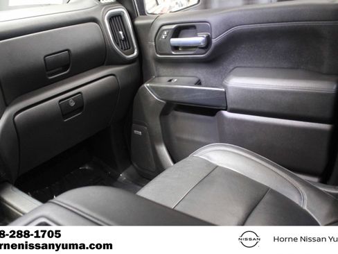 Used 2020 Chevrolet Silverado 1500 LT Trail Boss AWD/4WD image 9