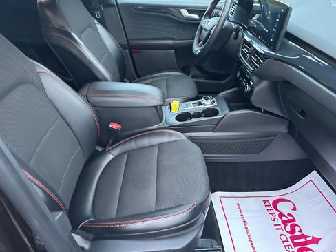 Used 2023 Ford Escape ST-Line Select w/ Tech Pack #2 image 32