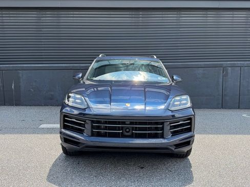 Certified 2026 Porsche Cayenne AWD/4WD image 13
