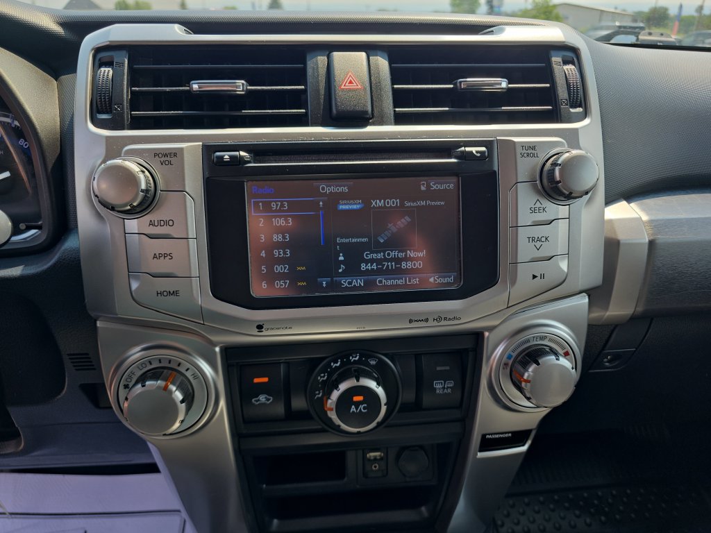 Used 2017 Toyota 4Runner SR5 AWD/4WD image 19