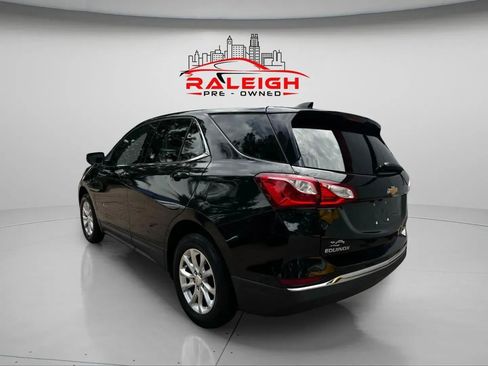 Used 2019 Chevrolet Equinox LT w/ Driver Convenience Package image 4