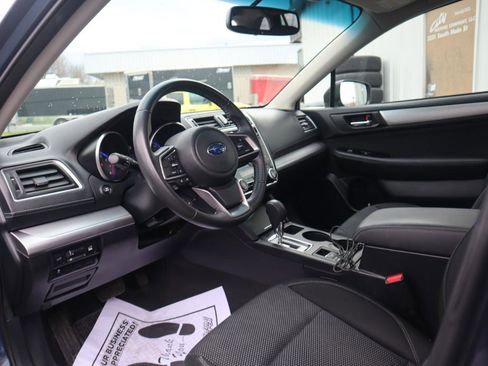 Used 2018 Subaru Outback 2.5i Premium image 55