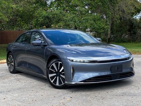 Used 2024 Lucid Air Touring image 3