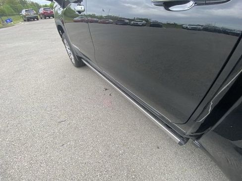 Used 2026 GMC Sierra 1500 Denali w/ Denali Reserve Package image 4