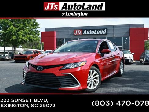 Used 2024 Toyota Camry LE w/ Convenience Package FWD image 1