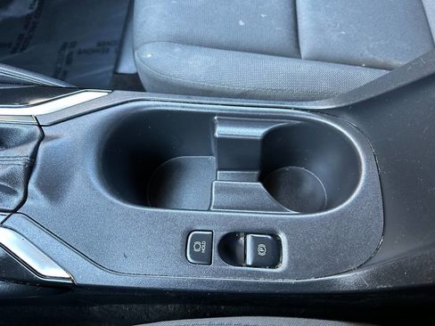 Used 2023 Toyota Corolla LE image 43
