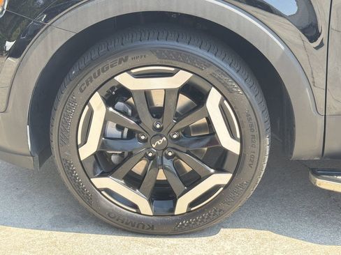 Used 2024 Kia Telluride S w/ S Sunroof Package FWD image 11
